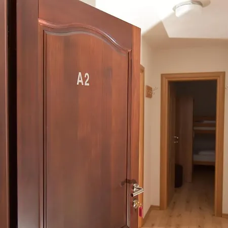 Deja * Τζαχορίνα