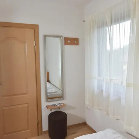 Deja Τζαχορίνα